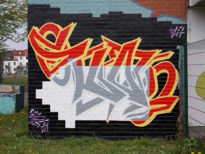 Graffiti Walls and Murals in Bremen by skol VS - 15