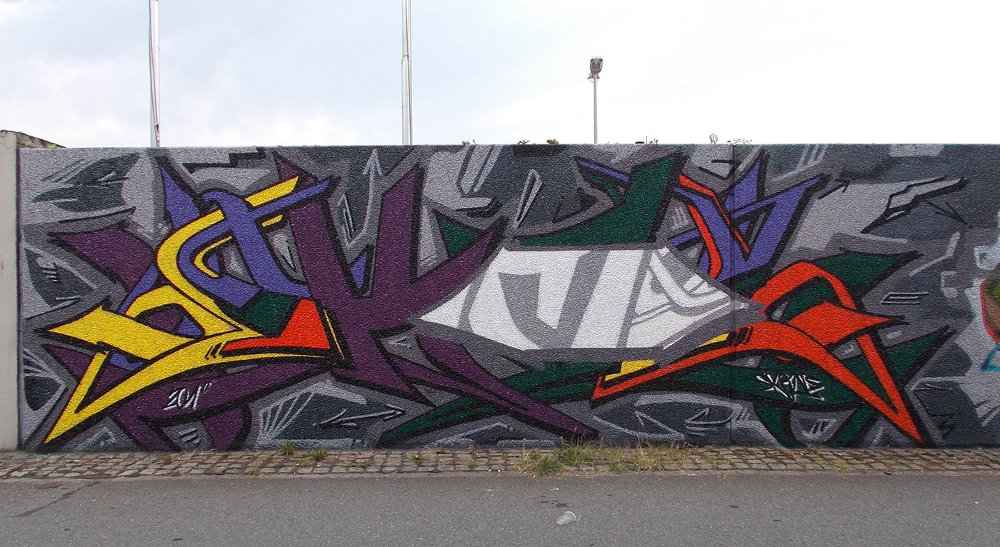 Graffiti Walls and Murals in Bremen by skol VS - 21